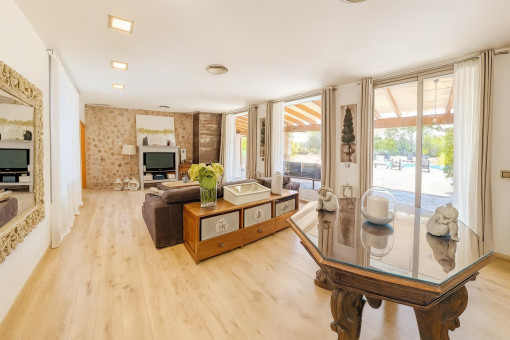 Spacious living room with garden access