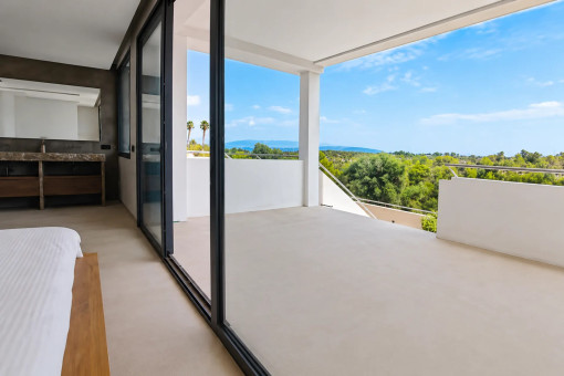 Covered terrace with access to the bedroom