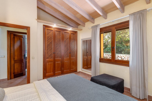 Bedroom with built-in wardrobe