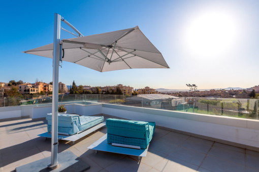 Rooftop terrace mit views over Palma