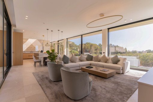 Spacious living area