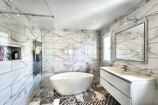 Sa Coma Bathroom