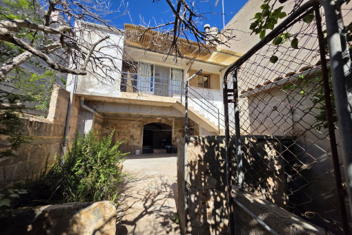 View of the house from the garden