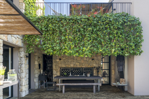 Covered Outdoor Dining Area
