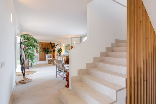 Entrance and staircase
