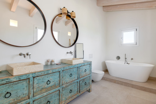 Bathroom with bathtub