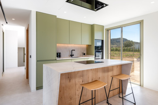 Kitchen with island