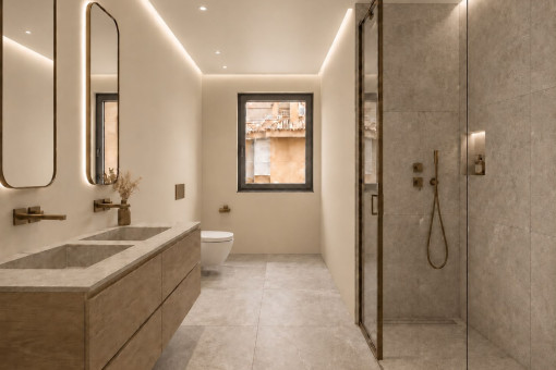 One of 3 bathrooms