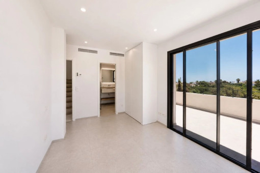 Villa-neubau-pool-cala llombards-beach-comprar