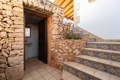 Guest toilet in the garden